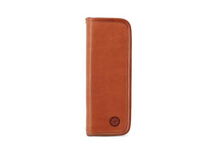 Front exterior view of the Sonnenleder Kluge Leather Pencil Case in Natural, featuring undyed vegetable-tanned cowhide and the signature embossed Sonnenleder sun logo.