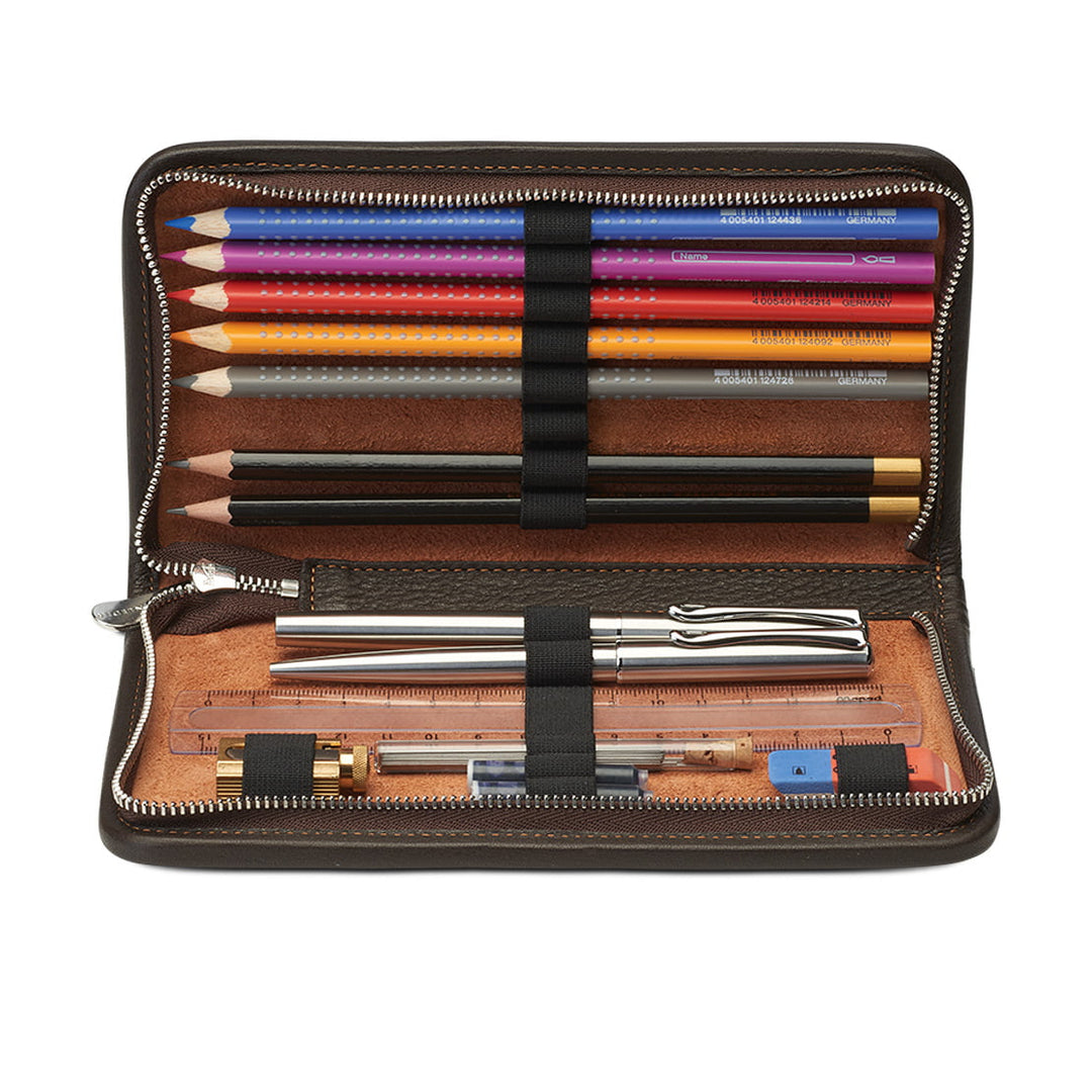 Interior view of the open Sonnenleder Novalis pencil case in Mocha Brown, showcasing the specialized 14-loop layout including a dedicated loop for a 17 cm ruler and dual eraser loops.
