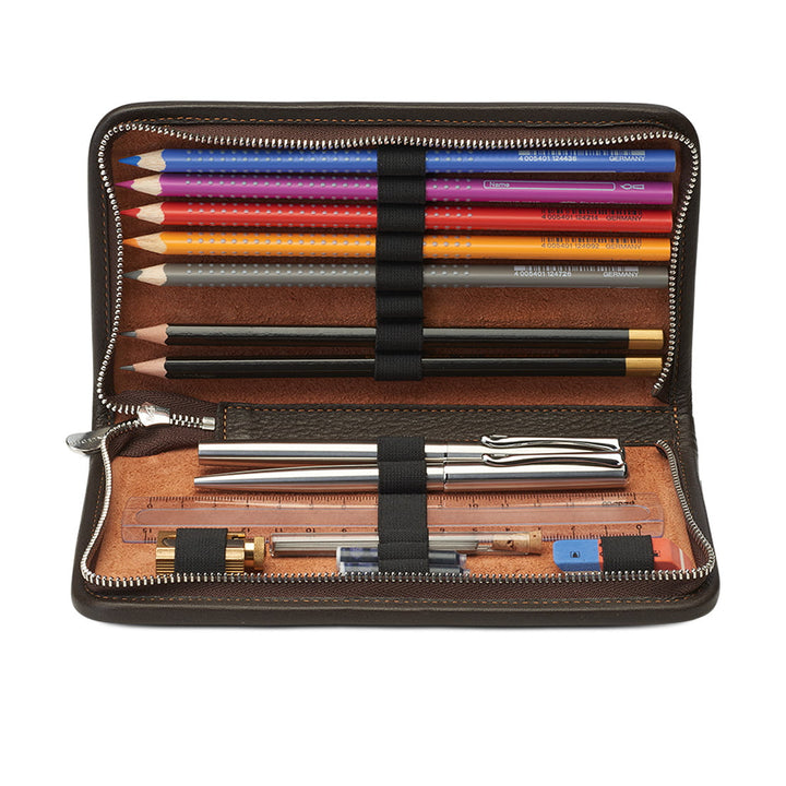 Interior view of the open Sonnenleder Novalis pencil case in Mocha Brown, showcasing the specialized 14-loop layout including a dedicated loop for a 17 cm ruler and dual eraser loops.