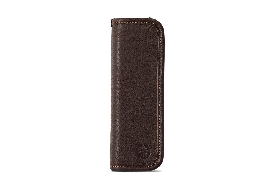 Front exterior view of the Sonnenleder Richter Leather Pen Case in Mocha Brown, featuring the rich Schoko chocolate tone of pit-tanned South German cowhide and embossed sun logo.