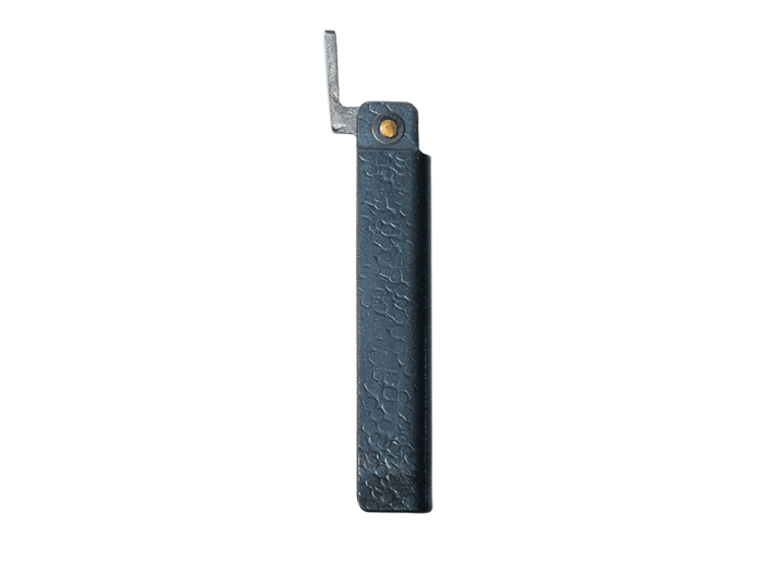 Closed large Tomita White Steel Higo knife showcasing the textured black tsuchime iron handle and traditional chikiri lever.