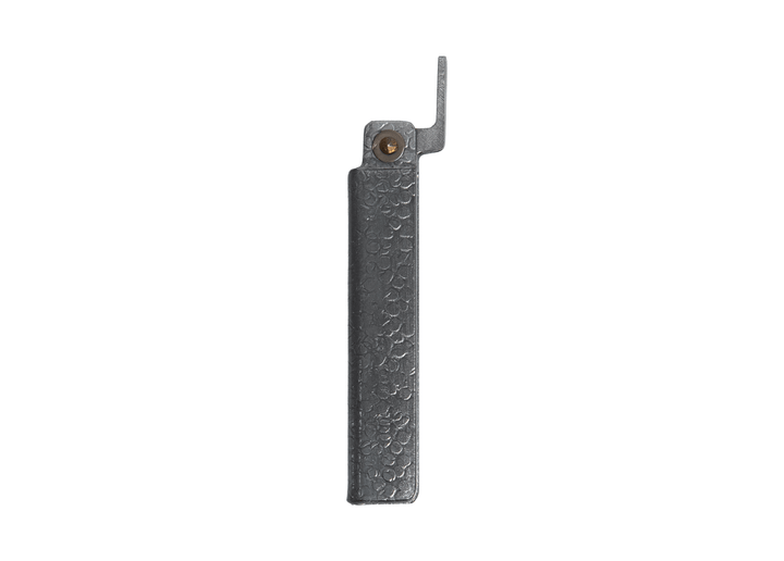 Closed Tomita White Steel Higo knife showcasing the textured silver tsuchime iron handle and traditional chikiri lever.